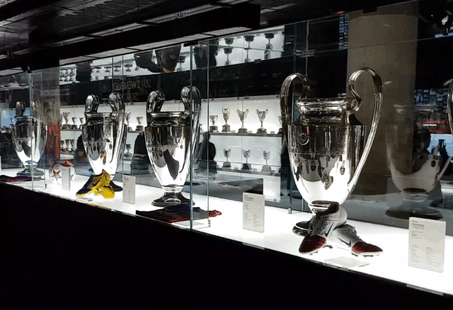 Музей футбольного клуба Барселона изнутри